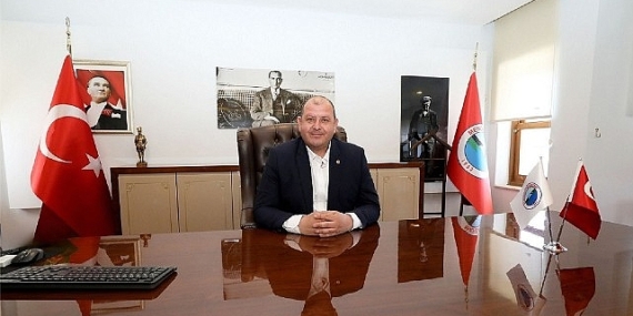Menderes Belediyesi’nden Çocuk Tiyatrosu