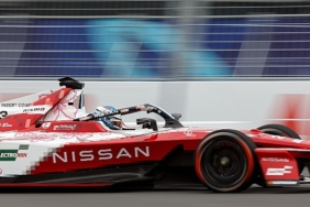 nissan-formula-e-takimi-ev-sahibi-oldugu-tokyo-yarisinda-zafer-kazandi-cKjriNmu.jpg