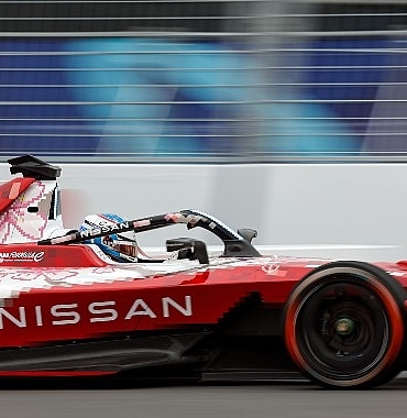 nissan-formula-e-takimi-ev-sahibi-oldugu-tokyo-yarisinda-zafer-kazandi-cKjriNmu.jpg