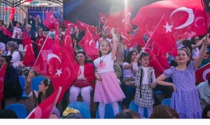 ozlem-duyulan-19-mayis-kutlamalari-kecioreni-costurdu-2UR2JTnt.jpg
