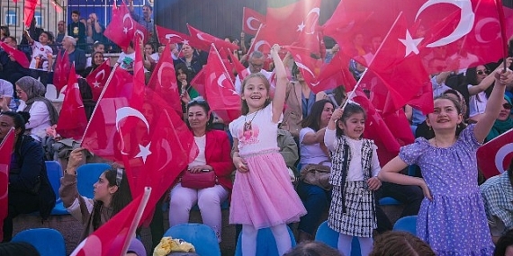 Özlem Duyulan 19 Mayıs Kutlamaları Keçiören’i Coşturdu