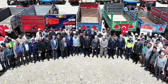 “Reflektör Tak, Görünür Ol” Projesi ile Çiftçilere 10 Bin Adet Reflektör Dağıtılacak