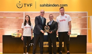 sahibindencom-turkiye-voleybol-milli-takimlar-ana-sponsoru-oldu-ylH5DbiM.jpg