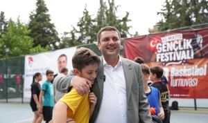 torbalida-19-mayis-coskusu-genclik-festivali-ile-zirveye-cikti-sKav6dnw.jpg