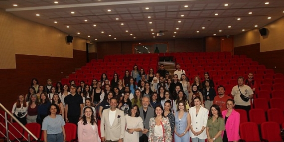 UCİM Başkanı Saadet Özkan, EÜ’de sahadaki deneyimlerini anlattı