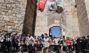uluslararasi-osmangazi-tarihi-kent-kosusu-coskusu-yasandi-Cyt3dKY5.jpg