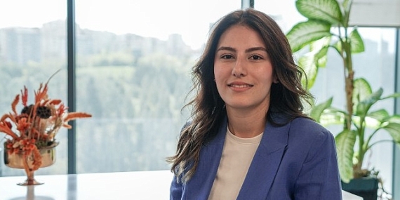 Yapay zekâya olumlu bakan hayata da olumlu bakıyor