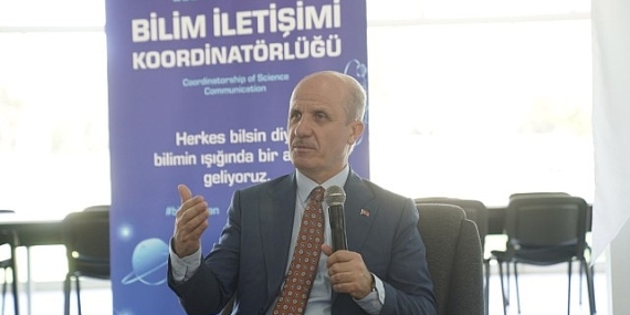 YÖK Başkanı Prof. Dr. Erol Özvar, Bilim İletişimi Ofisinde Egeli gençlerle buluştu