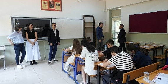 “2025 İzmir Bilim Olimpiyatları (İZBO) 2. Aşama: Yüz Yüze Değerlendirme Sınavı” Gerçekleştirildi
