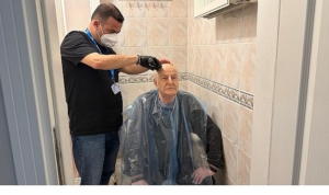 bakirkoy-belediyesinden-bayram-oncesi-evde-berber-hizmeti-sBywAP75.jpg