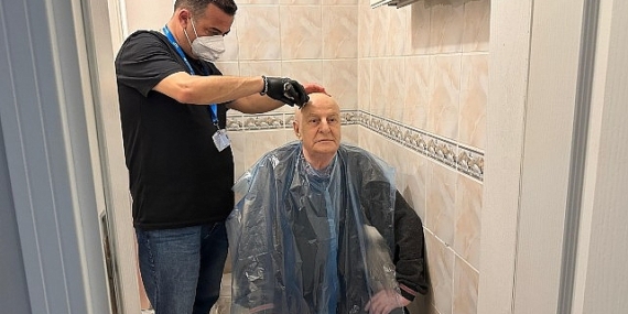 Bakırköy Belediyesinden Bayram Öncesi “Evde Berber” Hizmeti