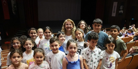 Bakırköy’de karne sevinci