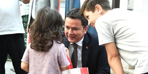 Başkan Aydın Kemerçeşme mahalle sakinleriyle kahvaltıda buluştu