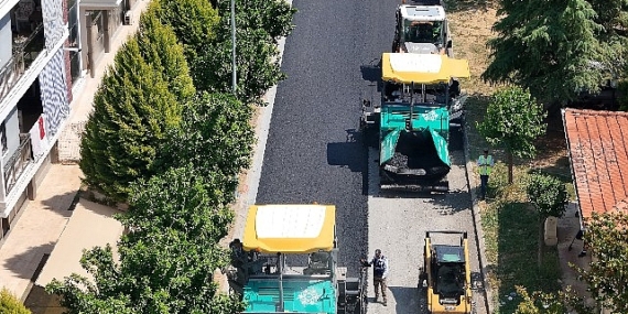 Başkan Çerçioğlu Efeler’in yollarını yeniliyor