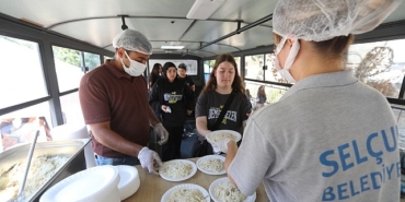 baskan-sengelden-ogrencilere-yeni-mujde-3-kent-lokantasi-ogrenci-otobusu-yolda-3g6jeMKr.jpg