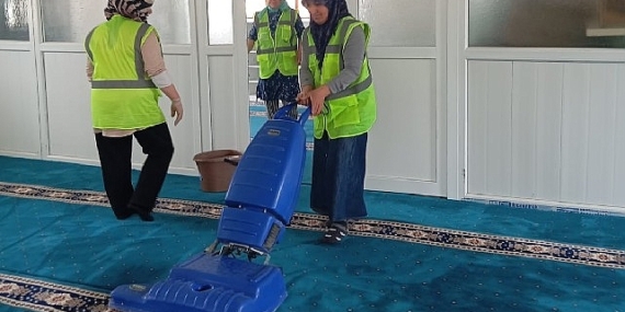 Belediye’den Bayram Temizliği