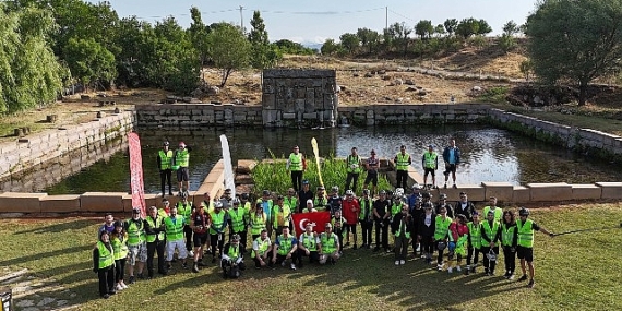 Bisikletseverler Konya Büyükşehir’in Yeni Oluşturduğu Tarihi Rotada Pedal Çevirdi