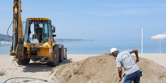 Burhaniye’de Yaz Sezonu Çalışmaları Devam Ediyor
