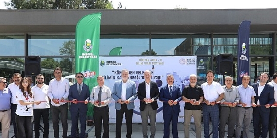 İnegöl Kent Meydanı “TÜBİTAK Bilim Fuarı Festivaline” Ev Sahipliği Yaptı