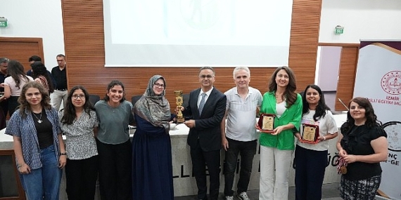 “İzmir Girişimcilik ve İnovasyon Projesi Ödül ve Sertifika Töreni” Genç Girişimcilerin Coşkusuyla Gerçekleştirildi