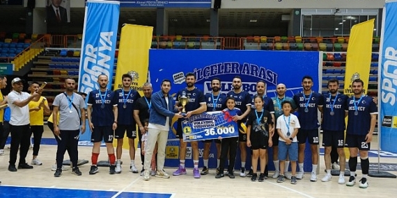 Konya Büyükşehir’in İlçeler Arası Voleybol Turnuvası’nda Şampiyon Hüyük