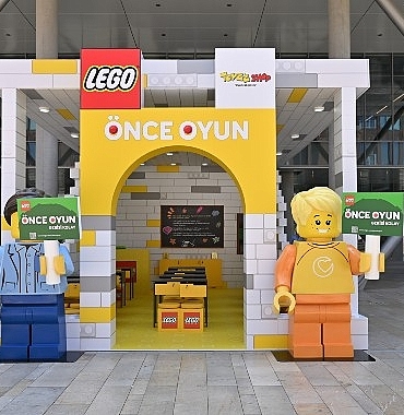 lego-turkiye-11-haziran-dunya-oyun-gununde-once-oyun-diyerek-herkesi-oyuna-davet-ediyor-CZaAAIXj.jpg