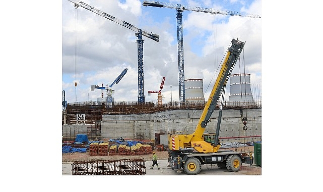 leningrad-ngs-2nin-4uncu-guc-unitesinin-sahasinda-guvenlik-binasinin-temel-betonlama-islemi-tamamlandi-9QRdHRE6.jpg