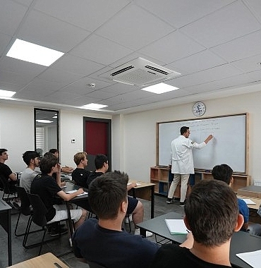 lise-medeniyet-akademilerinde-yaz-donemi-kayitlari-basliyor-ATvy37Ef.jpg