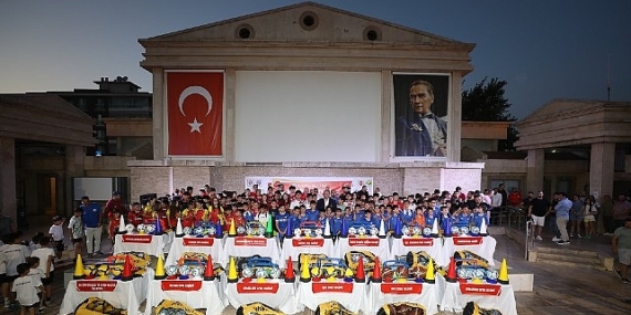 Menderes Belediyesi’nden Spora Destek