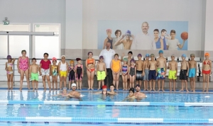 menemende-ucretsiz-yuzme-kursu-kayitlari-basladi-EFRuviVP.jpg