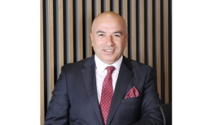 ozel-guvenlik-gorevlileri-kamusal-ve-ozel-alanlarda-guvenligin-saglanmasinda-onemli-bir-rol-oynuyor-UiJRizdP.jpg