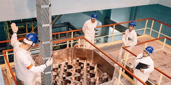 Rosatom: Novovoronezh NGS VVER-1200 Reaktörüne İlk 5’inci Nesil Yakıt Yüklemesi Yapıldı