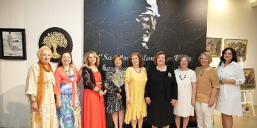 sanatin-isiginda-9-cumhuriyet-kadini-ressamdan-anlamli-sergi-5dsKkMvu.jpg
