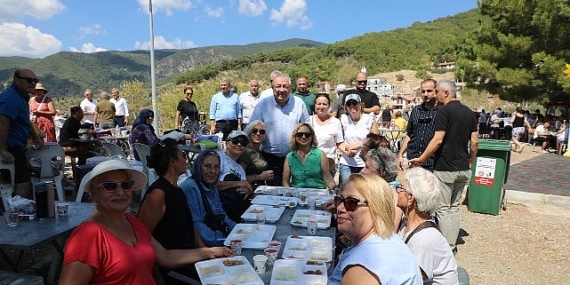 35. Geleneksel Güre Sarıkız Hayrı binlerce kişinin katılımıyla yapıldı