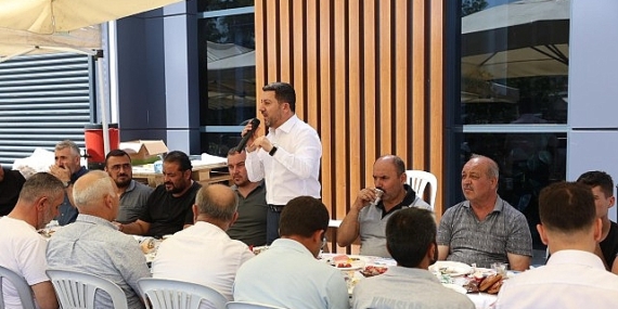 Başkan Arı, Sanayi Esnafıyla Bir Araya Gelerek Sohbet Etti