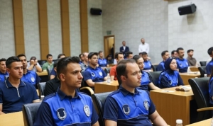 baskan-pekyatirmaci-goreve-yeni-baslayan-personel-ile-bulustu-IOVFTpcJ.jpg