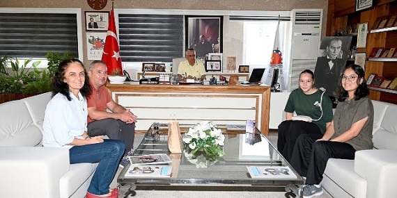 Başkan Topaloğlu’na burs teşekkürü