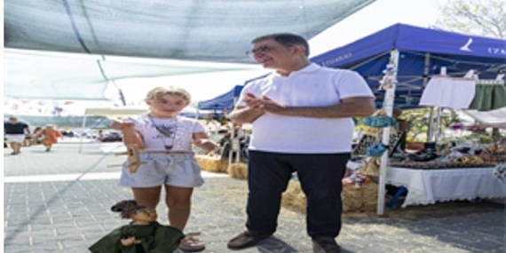Başkan Tugay, Oyuk Festivali’nde yurttaşlarla buluştu