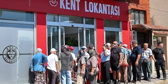 Bir ekmek 15 lira, Buca’da 4 çeşit yemek 50 lira