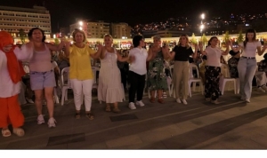 bu-konser-kocaelileri-mest-etti-Z5QuyU4M.jpg