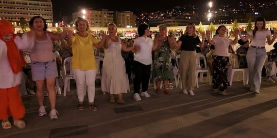 Bu konser Kocaelileri mest etti