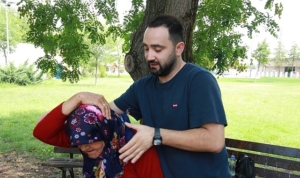 buyuksehirden-alzheimer-hastalarina-sefkat-eli-SrmFj31e.jpg