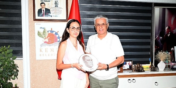 Derece yapan öğrenciden Başkan Topaloğlu’na teşekkür ziyaret