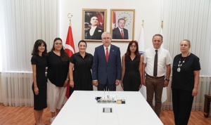 ege-universitesinde-sporcu-sagligina-yeni-bir-soluk-adolesan-su-alti-ragbi-sporculari-icin-tubitak-UclW8QxB.jpg
