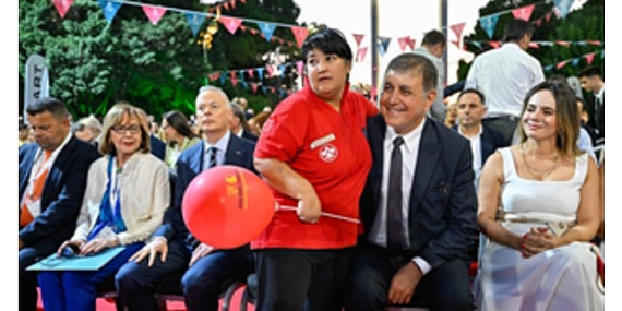 İzmir Enternasyonal Fuarı’na ilk gününde büyük ilgi