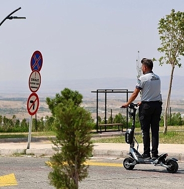 kahveci-daginda-scooterli-guvenlik-gorevlileri-G9eIpSix.jpg