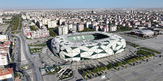 Konya Büyükşehir Stadyumu Türkiye-İspanya Maçına Hazırlanıyor