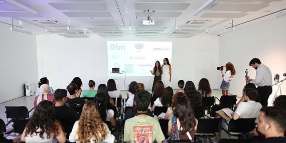 Lâl Denizli, KonuŞu Eğitim Programı’nın açılışında gençlerle buluştu