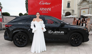 melis-sezen-lexus-ile-venedik-film-festivaline-katilacak-r2DcXGV1.jpg