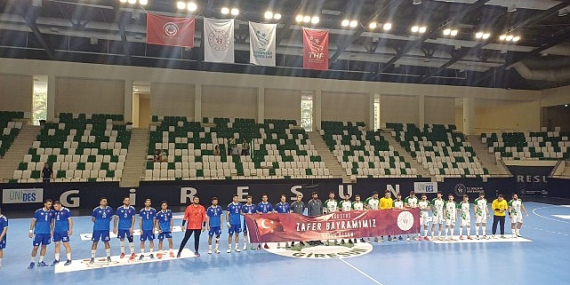 Nilüfer Belediyespor Erkek Hentbol Takımı yeni sezona galibiyetle başladı
